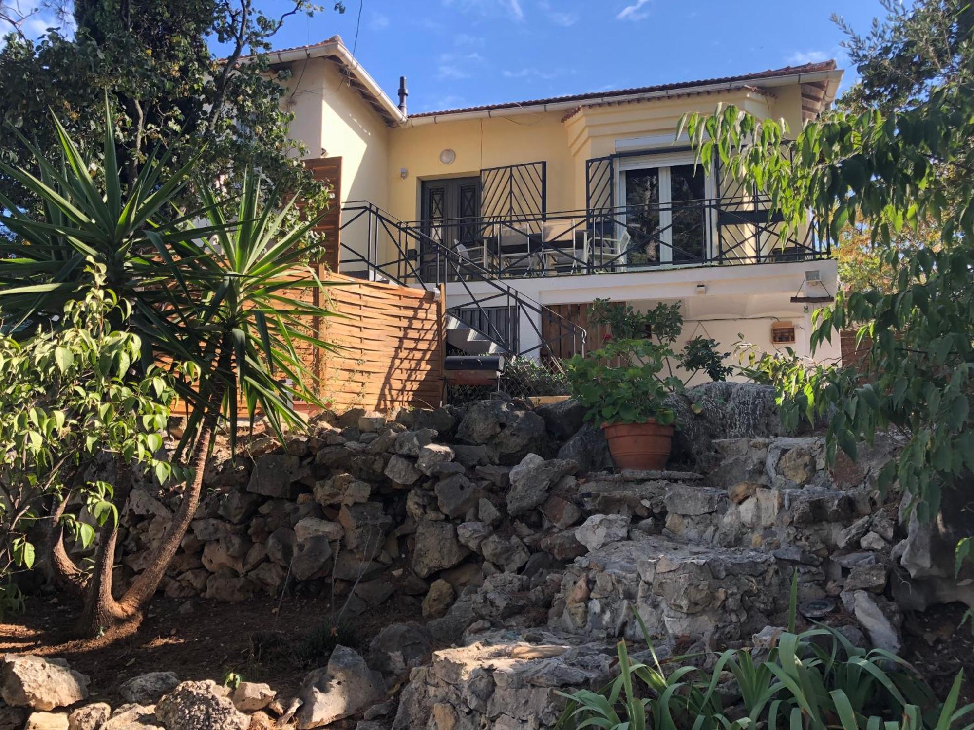 Spacieuse Dans Les Pins Villa Marseille