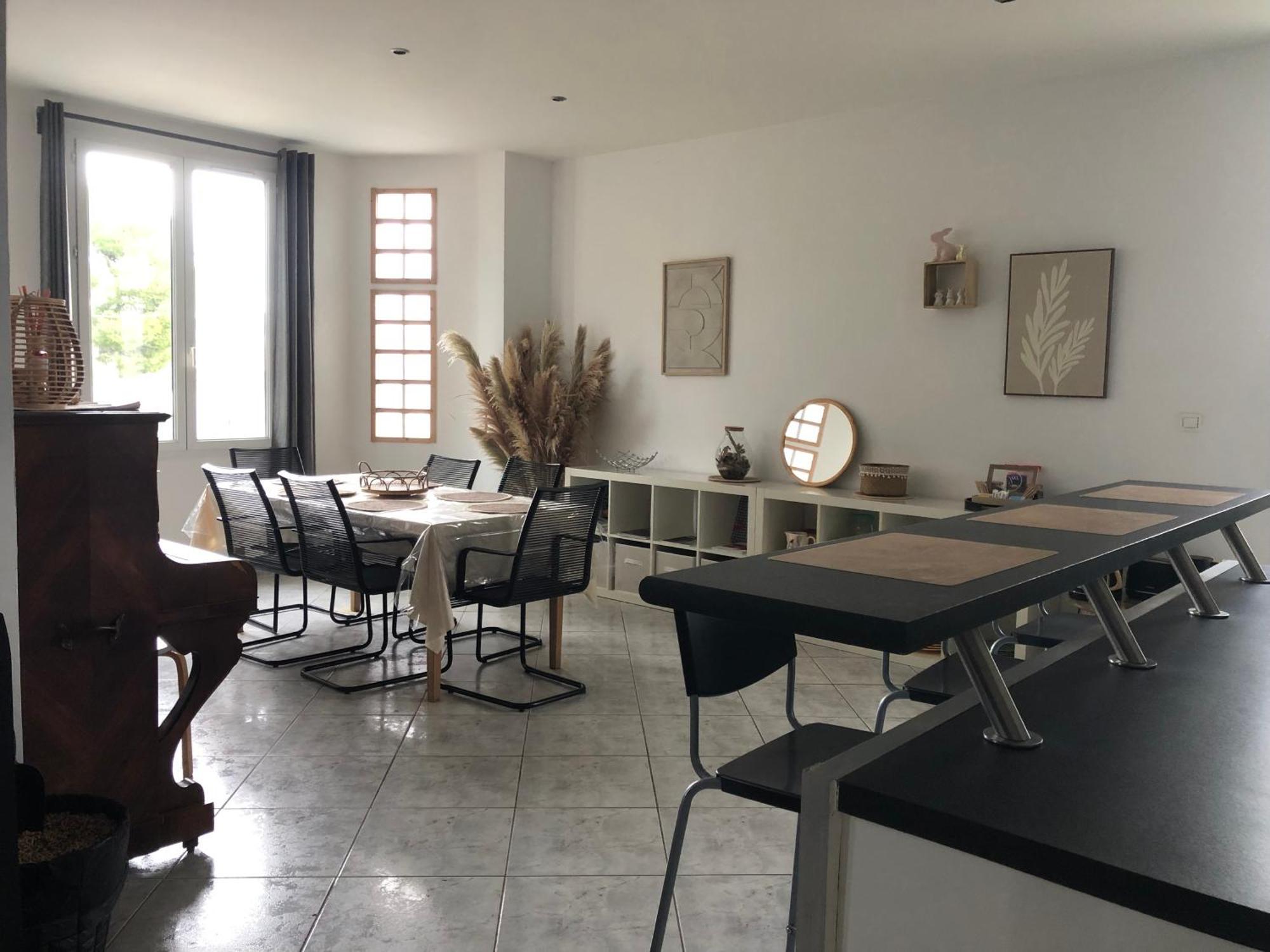 Villa Spacieuse Dans Les Pins *