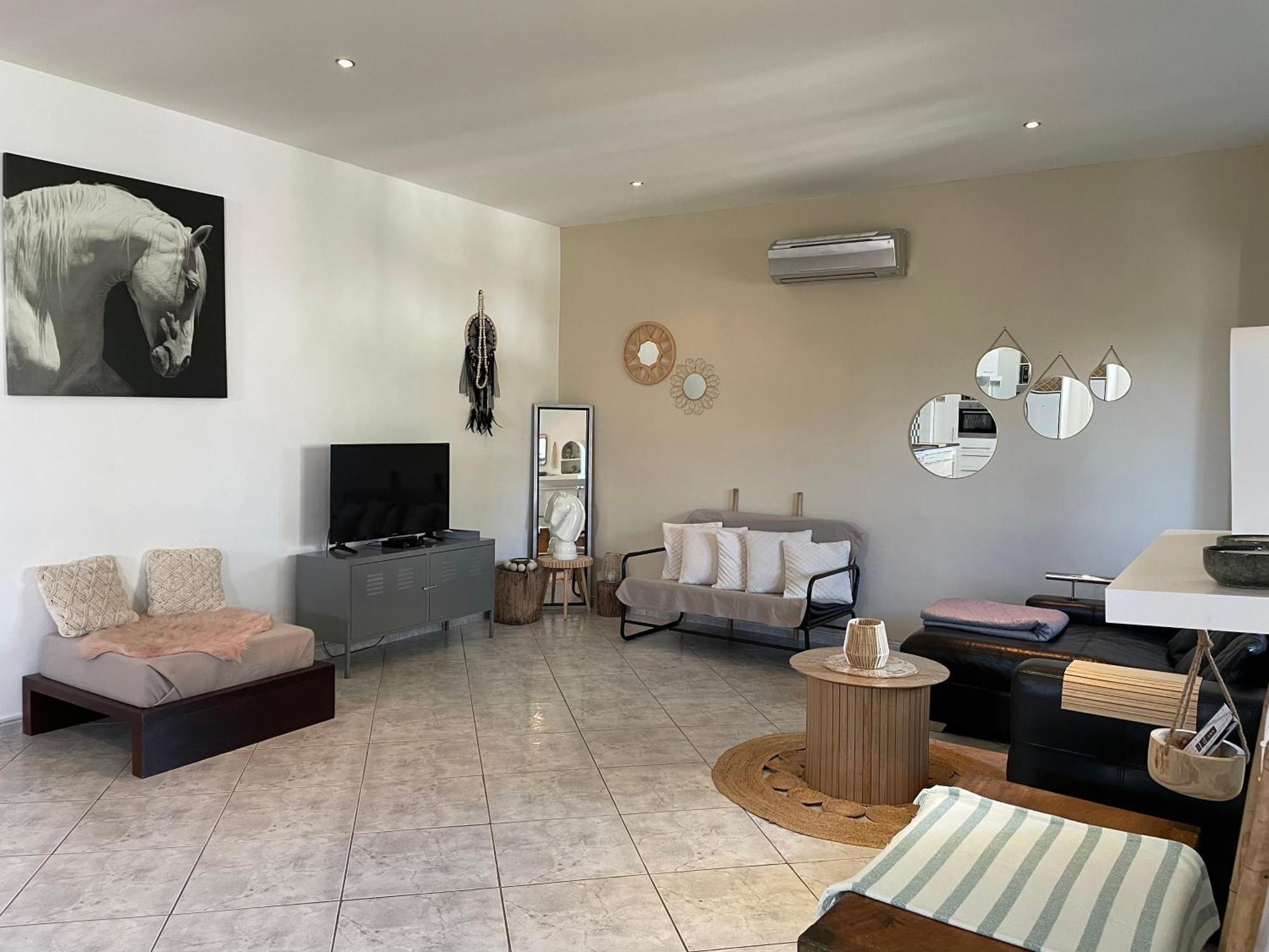 Villa Spacieuse Dans Les Pins